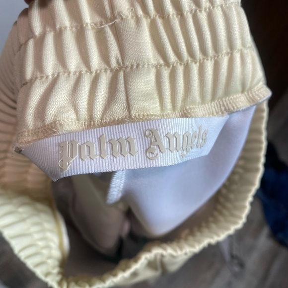 Palm Angels palm tree shorts Resort Capsule Exclusively in Porto Cervo - Picture 3 of 6